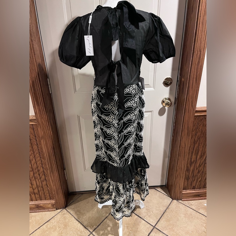 Petal & Pup Midi Dress Black Lace Overlay Puff Sleeve Size S NWT - Picture 5 of 8